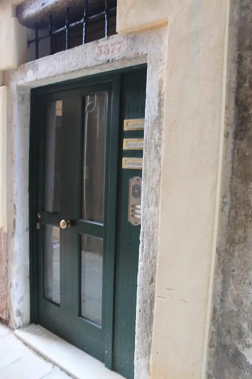 Sant'Angelo - Fenice Apartments In Wenecja