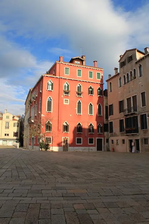 Sant'Angelo - Fenice Apartments In Wenecja