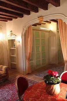 Sant'Angelo - Fenice Apartments In Wenecja