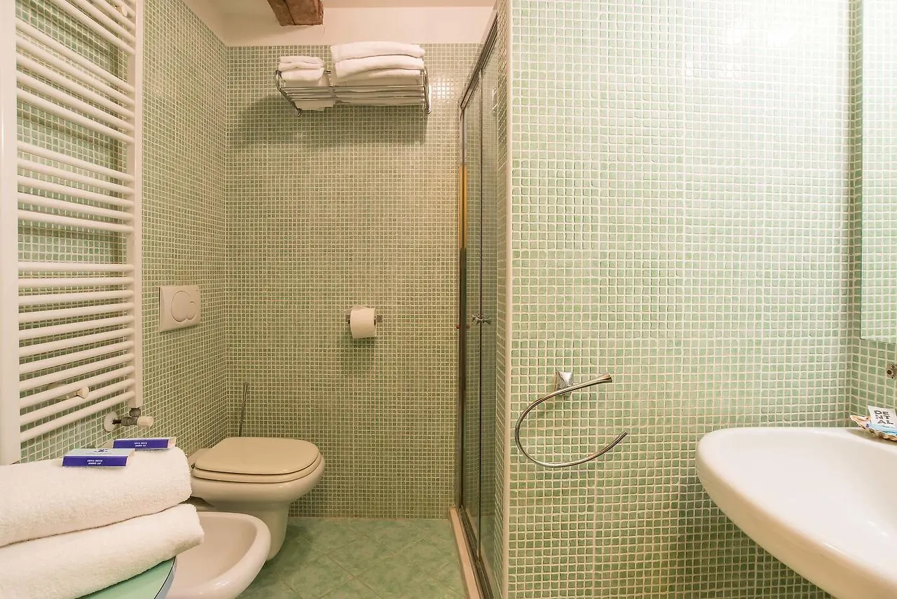 Sant'Angelo - Fenice Apartments In Wenecja